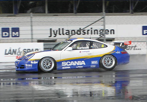 I 2005 sæsonen gæstede Nicklas Karlsson Jyllands-Ringen i forbindelse med Porsche Carrera Cup løbet ved Grand Prix'et.